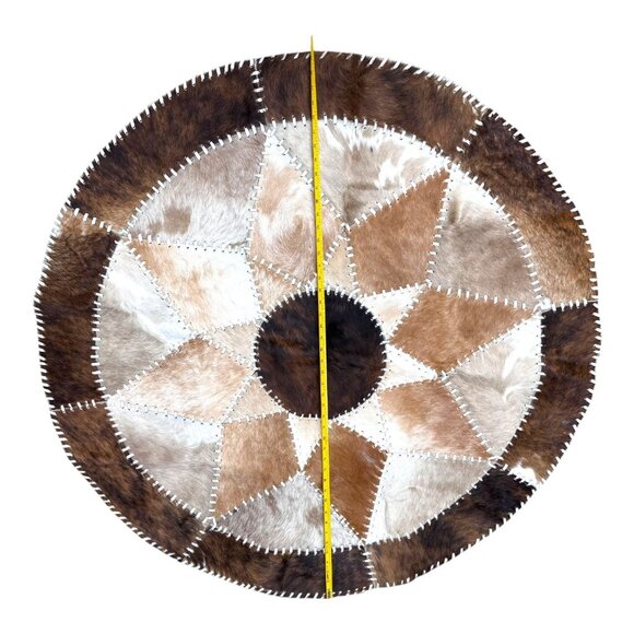 Round Cowhide Patchwork Rug 46" Texas Star Statement Piece Living Room Bedroom - Picture 2 of 7